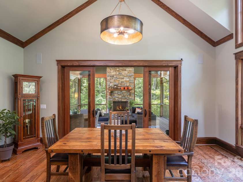 403 Thunder Mountain Road, Hendersonville, NC 28792.  MLS# CAR4399888, YatesRealty ID 41527. 