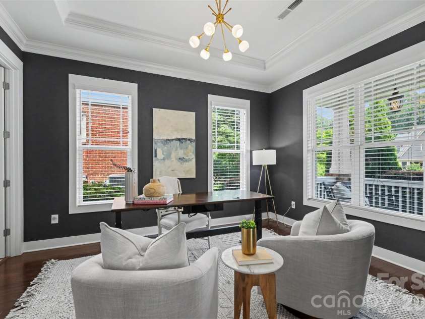 2914 Windsor Avenue, Charlotte, NC 28209.  MLS# CAR4409213, YatesRealty ID 41528. 