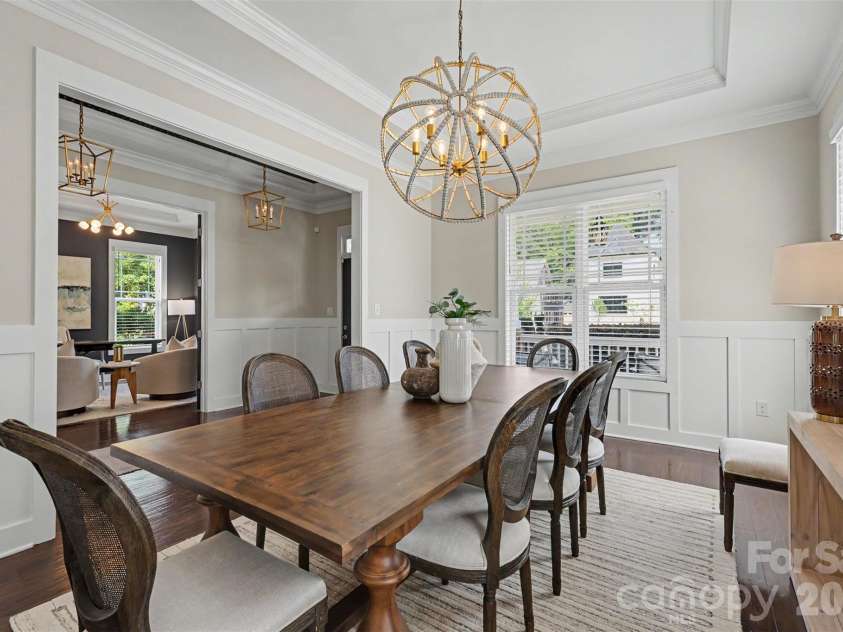 2914 Windsor Avenue, Charlotte, NC 28209.  MLS# CAR4409213, YatesRealty ID 41528. Dining Room