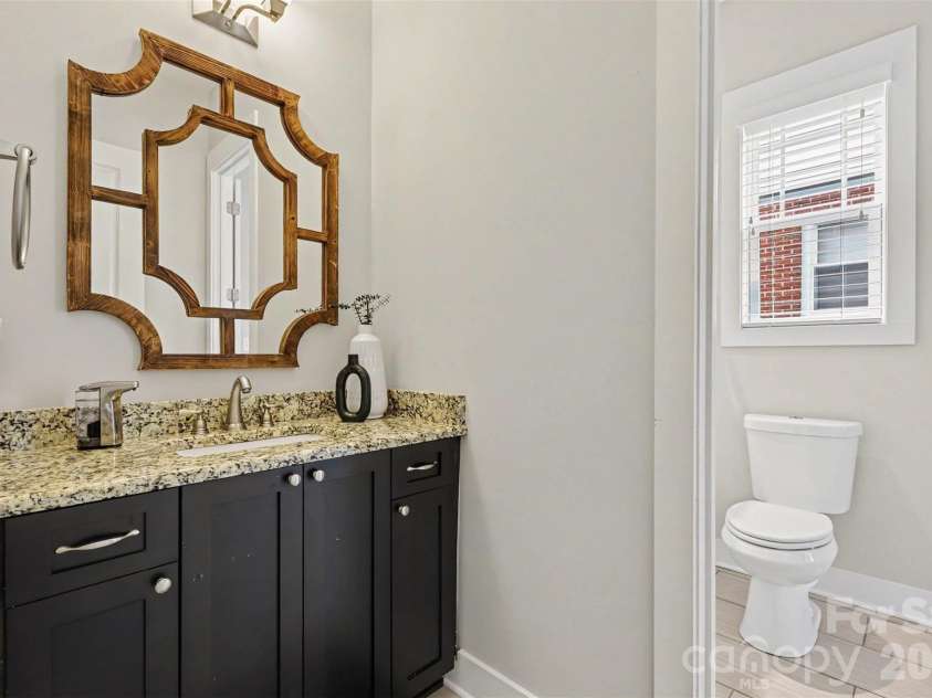 2914 Windsor Avenue, Charlotte, NC 28209.  MLS# CAR4409213, YatesRealty ID 41528. Main level bath
