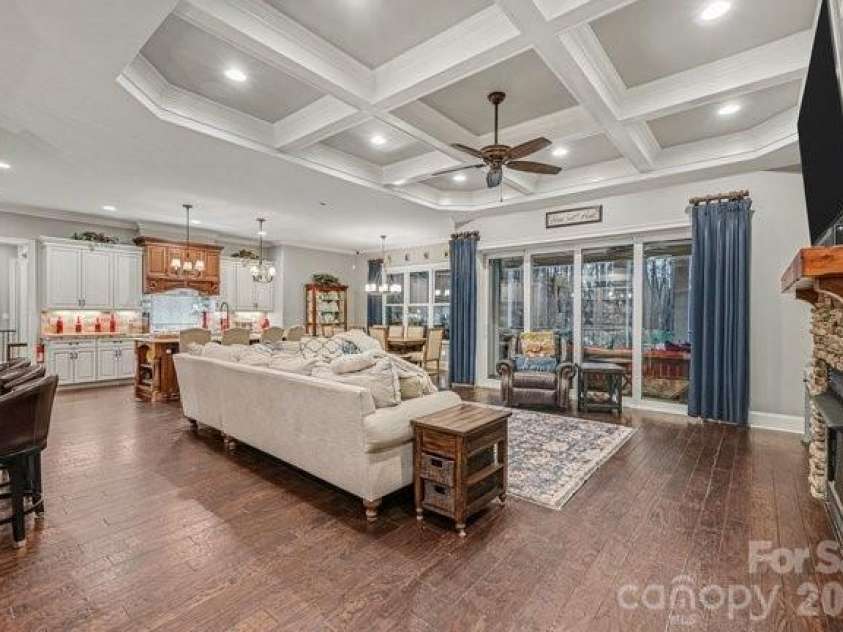 300 Old Hickory Court, Fort Mill, SC 29715.  MLS# CAR4346780, YatesRealty ID 4153. 
