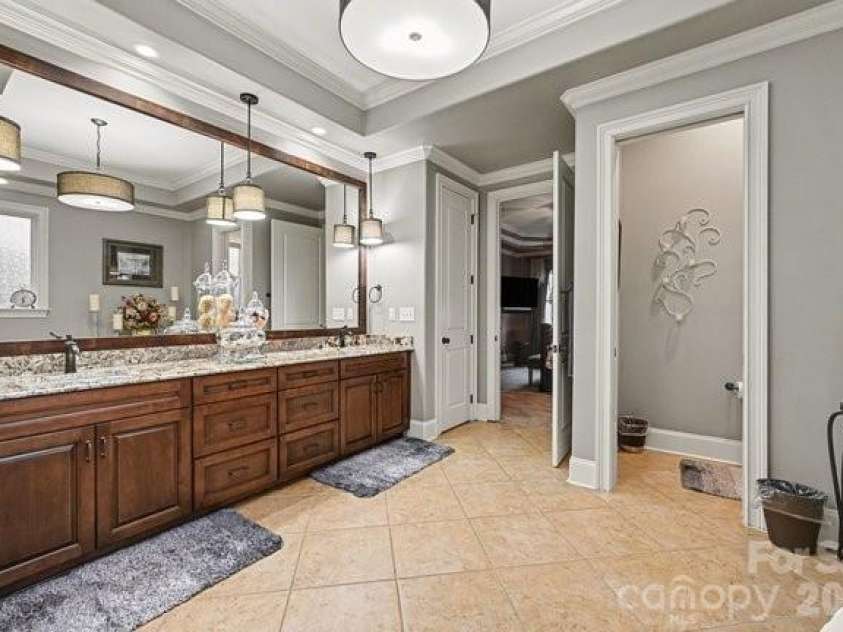 300 Old Hickory Court, Fort Mill, SC 29715.  MLS# CAR4346780, YatesRealty ID 4153. 