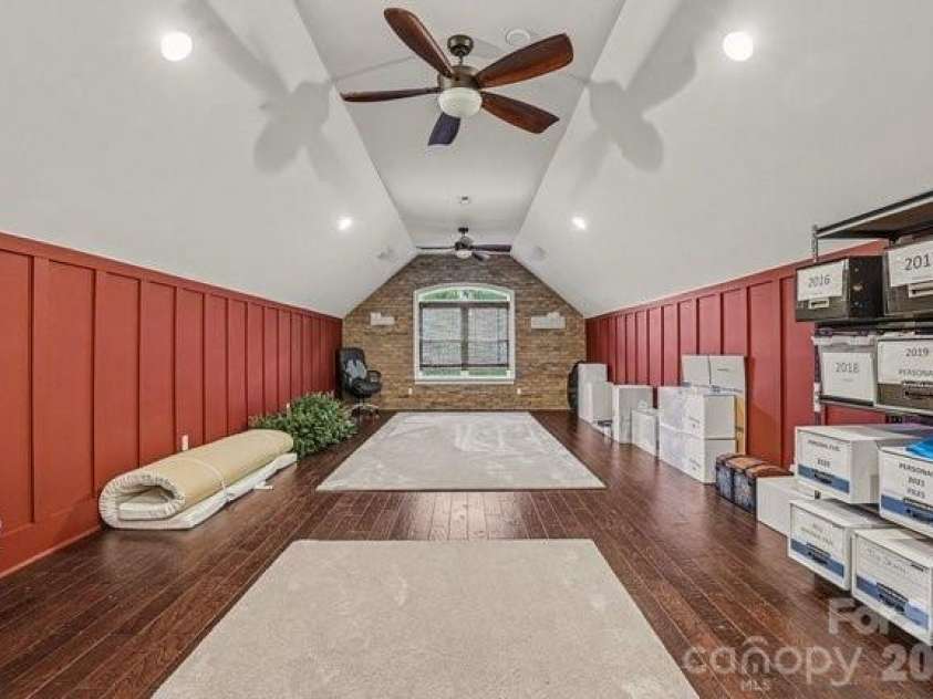 300 Old Hickory Court, Fort Mill, SC 29715.  MLS# CAR4346780, YatesRealty ID 4153. 