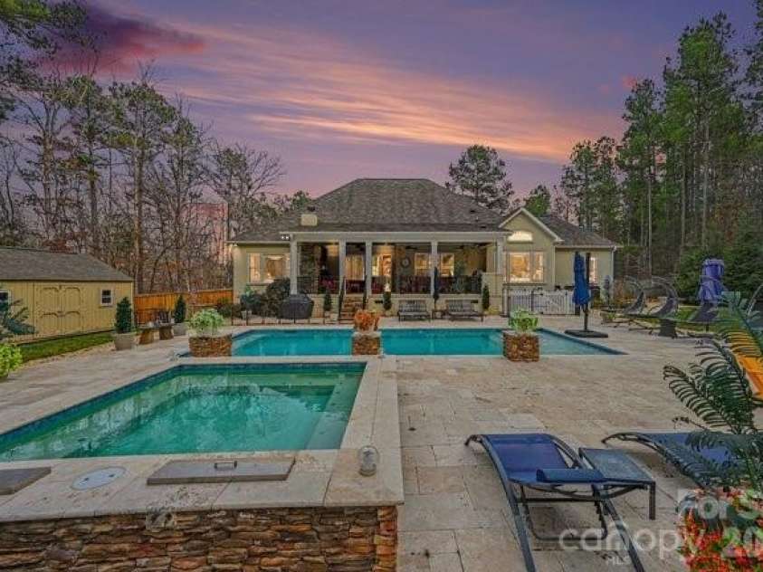 300 Old Hickory Court, Fort Mill, SC 29715.  MLS# CAR4346780, YatesRealty ID 4153. 
