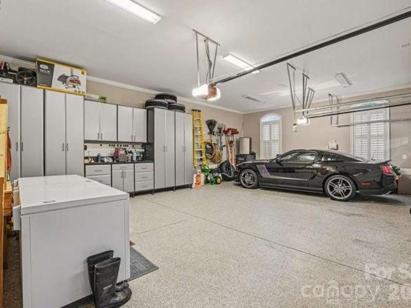 300 Old Hickory Court, Fort Mill, SC 29715.  MLS# CAR4346780, YatesRealty ID 4153. Oversize Garage
