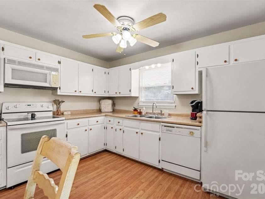 1130 Julius Drive, Salisbury, NC 28147.  MLS# CAR4407179, YatesRealty ID 41530. 