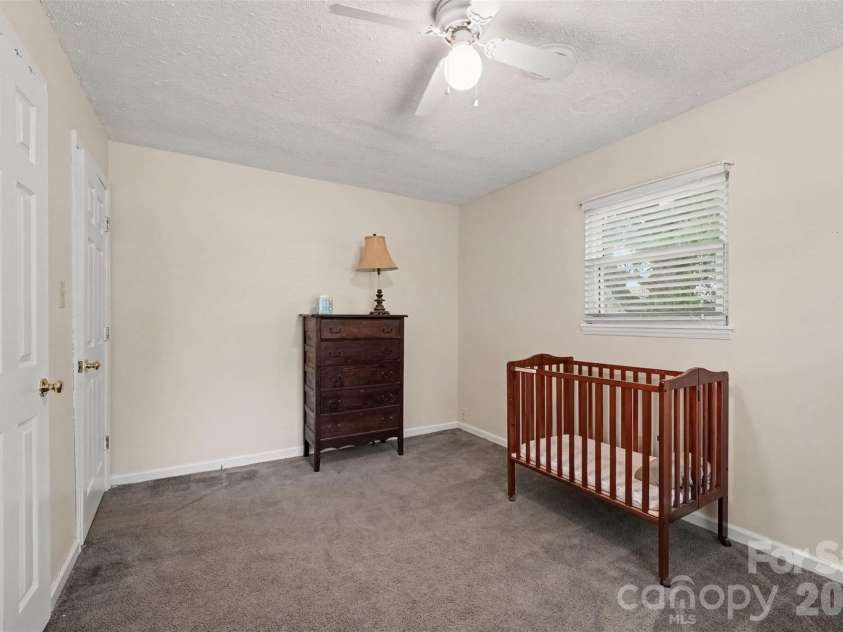 1130 Julius Drive, Salisbury, NC 28147.  MLS# CAR4407179, YatesRealty ID 41530. 