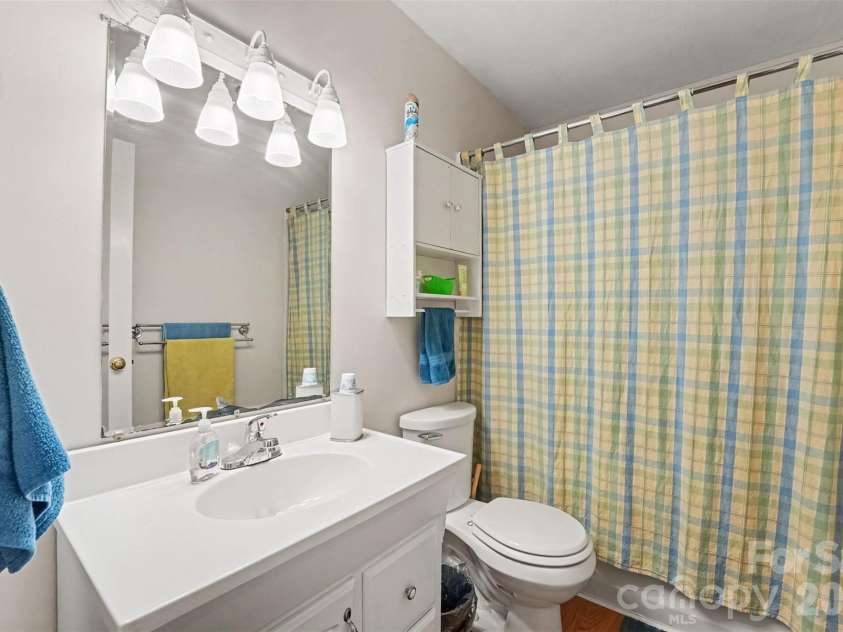 1130 Julius Drive, Salisbury, NC 28147.  MLS# CAR4407179, YatesRealty ID 41530. 