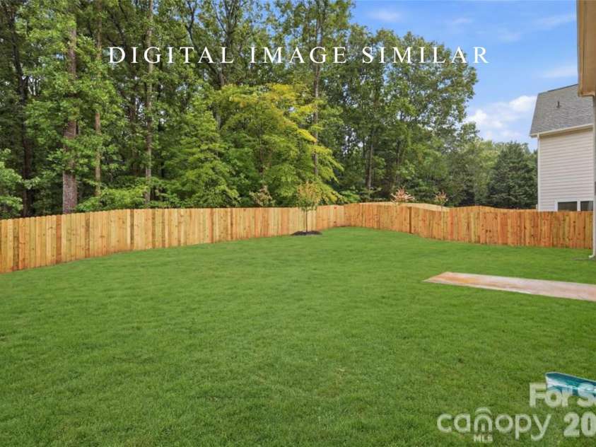 9330 Horseshoe Bend Drive, Charlotte, NC 28215.  MLS# CAR4399602, YatesRealty ID 41531. 