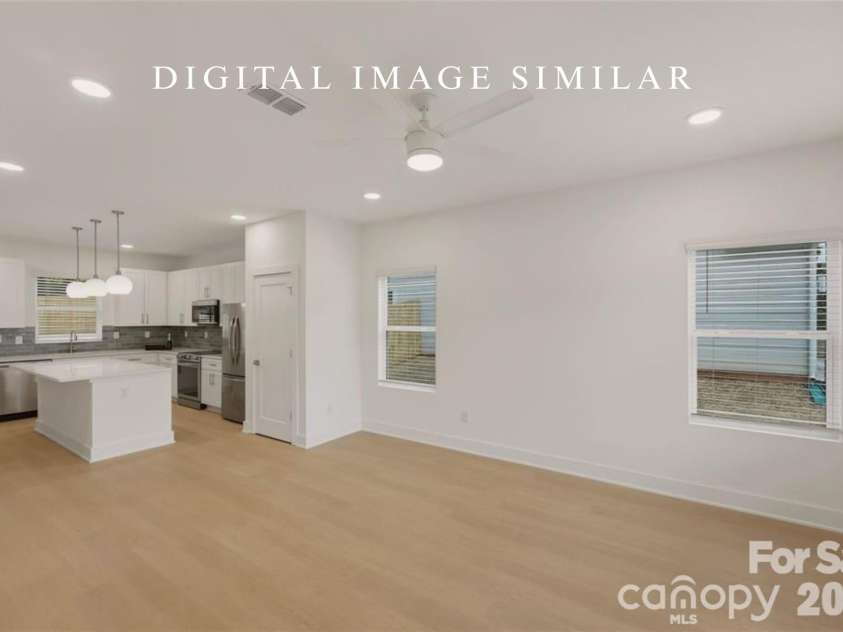 9330 Horseshoe Bend Drive, Charlotte, NC 28215.  MLS# CAR4399602, YatesRealty ID 41531. 