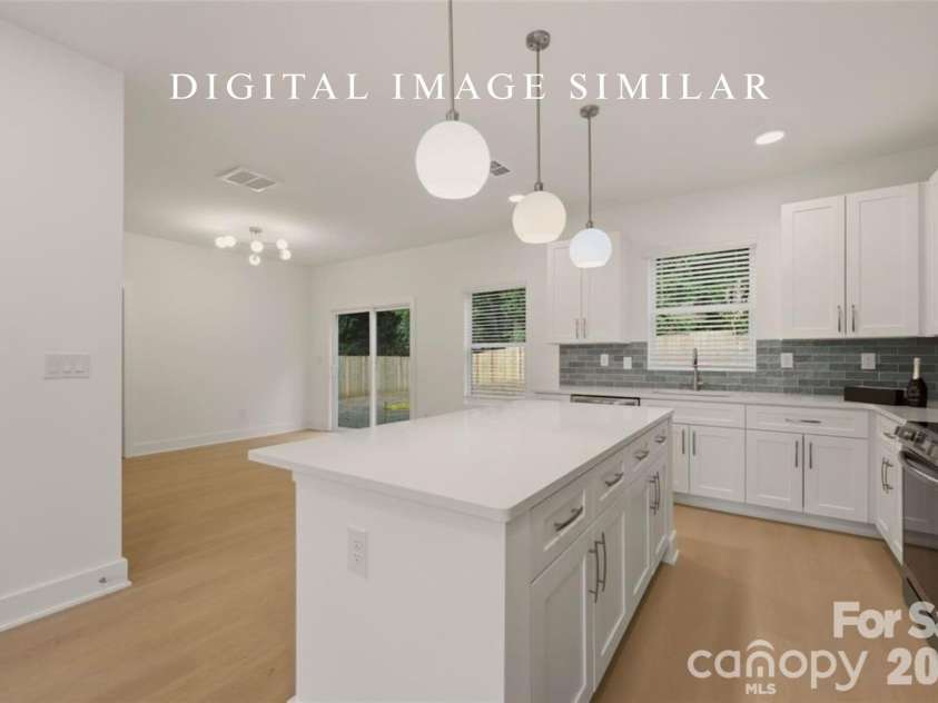 9330 Horseshoe Bend Drive, Charlotte, NC 28215.  MLS# CAR4399602, YatesRealty ID 41531. 