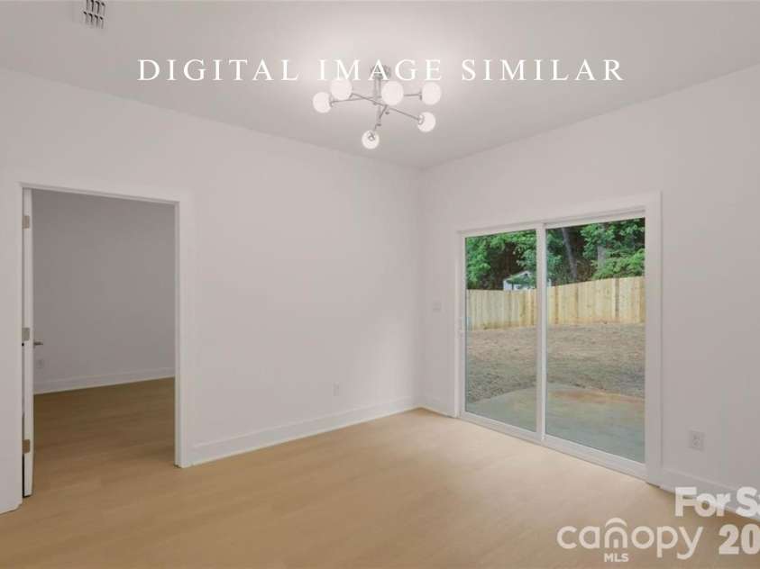 9330 Horseshoe Bend Drive, Charlotte, NC 28215.  MLS# CAR4399602, YatesRealty ID 41531. 