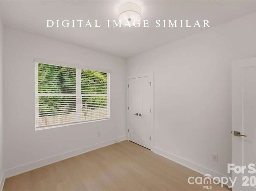 9330 Horseshoe Bend Drive, Charlotte, NC 28215.  MLS# CAR4399602, YatesRealty ID 41531. 