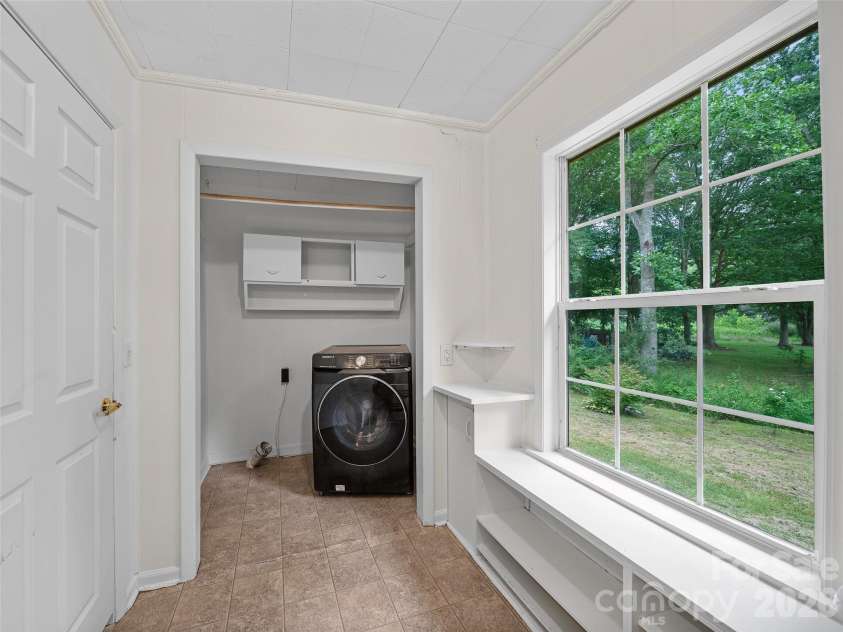 1644 State Hwy 80 S None, Burnsville, NC 28714.  MLS# CAR4408364, YatesRealty ID 41533. 