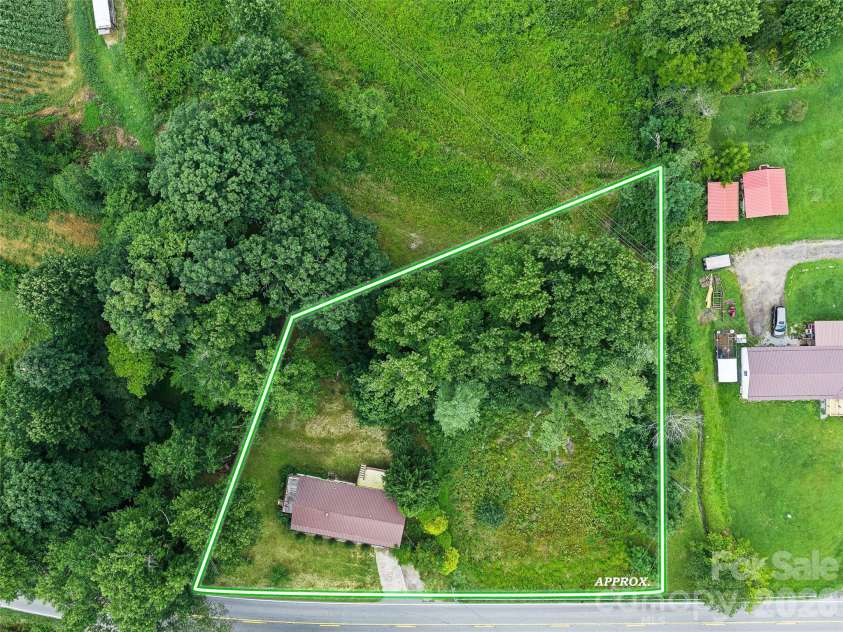 1644 State Hwy 80 S None, Burnsville, NC 28714.  MLS# CAR4408364, YatesRealty ID 41533. Approximate Boundary Lines