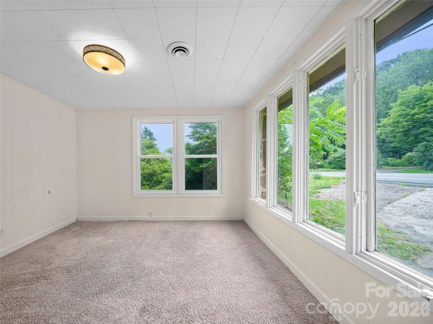 1644 State Hwy 80 S None, Burnsville, NC 28714.  MLS# CAR4408364, YatesRealty ID 41533. Bedroom