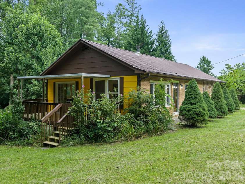 1644 State Hwy 80 S None, Burnsville, NC 28714.  MLS# CAR4408364, YatesRealty ID 41533. Side Yard