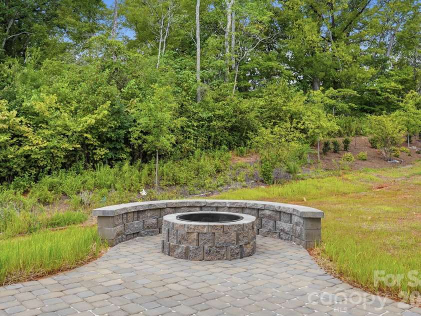 1321 Knob Creek Drive, Gastonia, NC 28054.  MLS# CAR4362549, YatesRealty ID 41534. Firepit