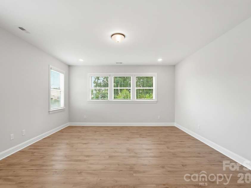 1321 Knob Creek Drive, Gastonia, NC 28054.  MLS# CAR4362549, YatesRealty ID 41534. Loft