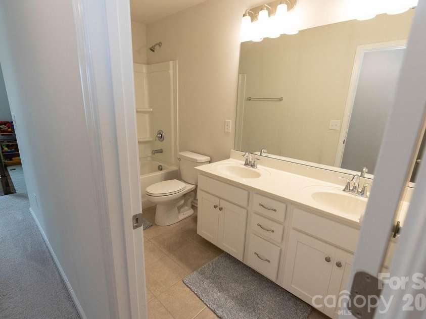4271 Coachwhip Avenue, Lancaster, SC 29720.  MLS# CAR4411008, YatesRealty ID 41536. 