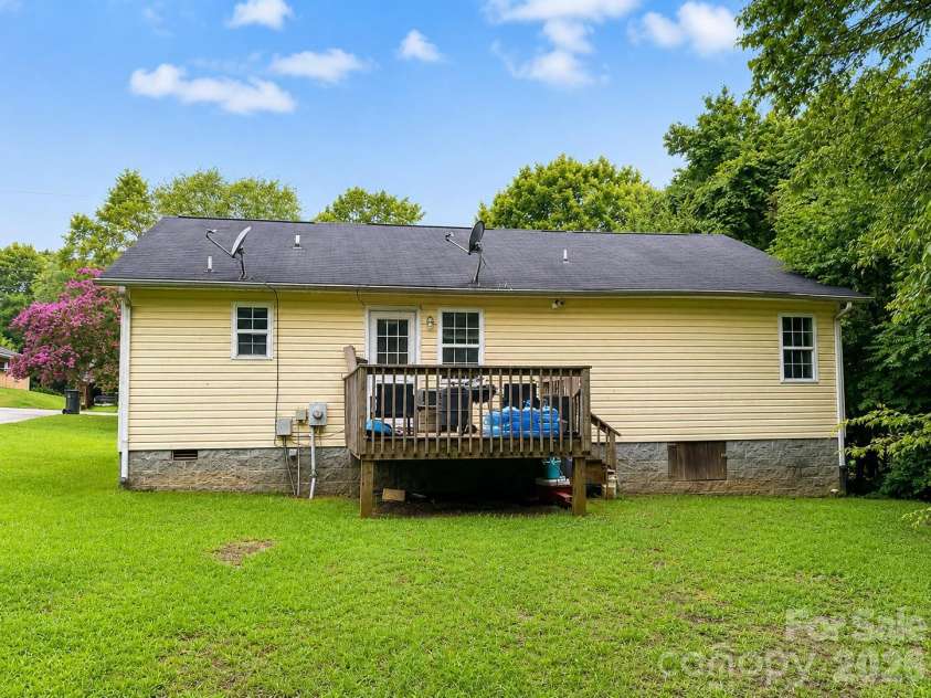 910 2nd Street, Spencer, NC 28159.  MLS# CAR4410739, YatesRealty ID 41537. Backyard