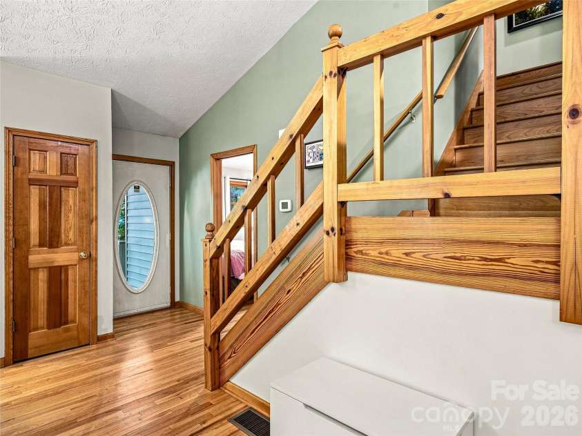 70 Promised Ridge Drive, Hendersonville, NC 28791.  MLS# CAR4411866, YatesRealty ID 41538. 