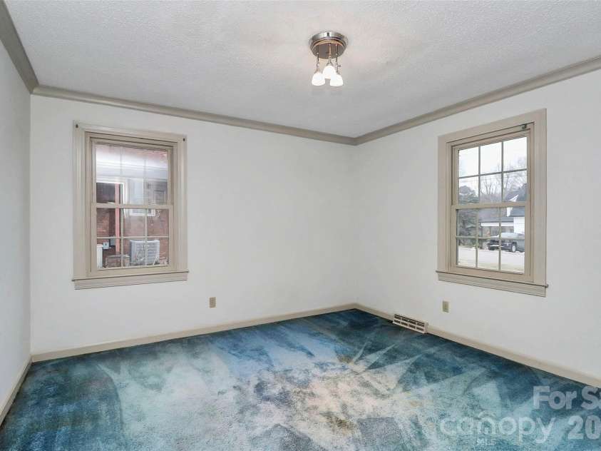 1202 Daybrook Drive, Kannapolis, NC 28081.  MLS# CAR4336228, YatesRealty ID 4154. 