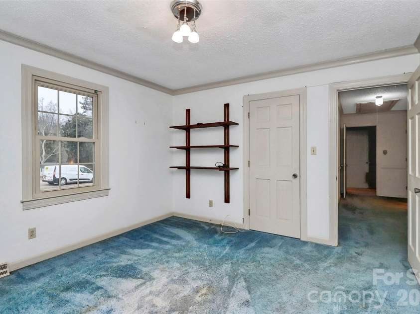 1202 Daybrook Drive, Kannapolis, NC 28081.  MLS# CAR4336228, YatesRealty ID 4154. 