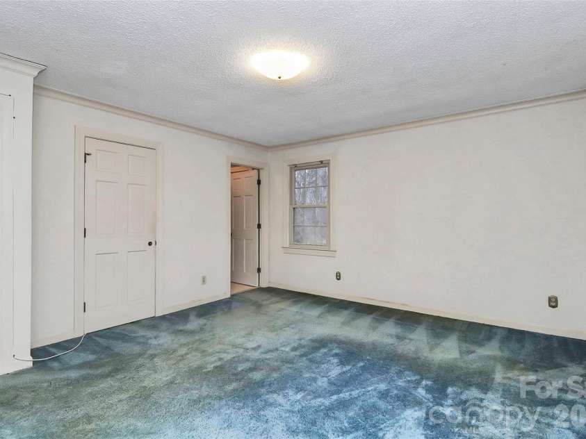 1202 Daybrook Drive, Kannapolis, NC 28081.  MLS# CAR4336228, YatesRealty ID 4154. 