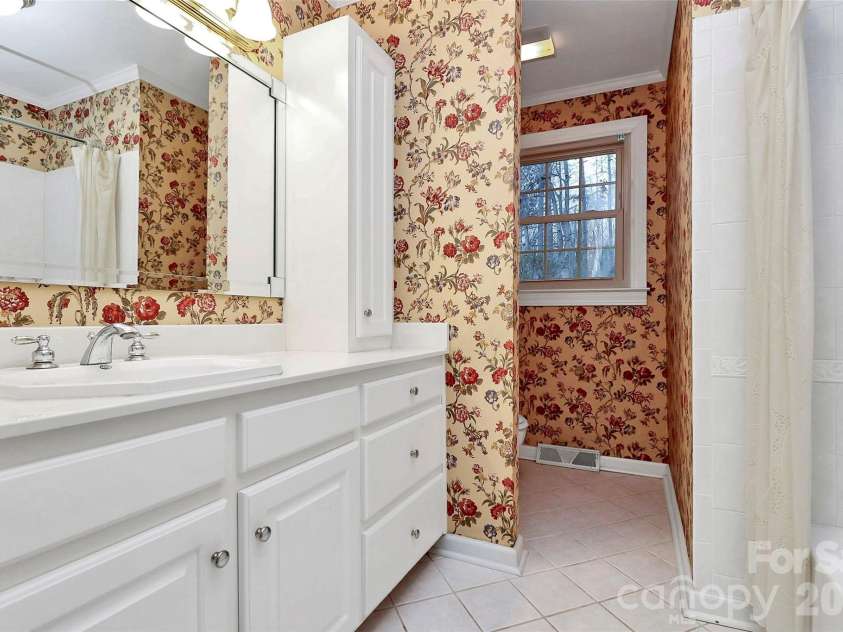 1202 Daybrook Drive, Kannapolis, NC 28081.  MLS# CAR4336228, YatesRealty ID 4154. 