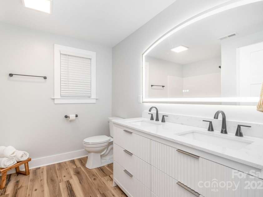 1402 Birch Street, Kannapolis, NC 28081.  MLS# CAR4315178, YatesRealty ID 4154. 