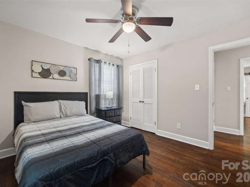 4448 Ridge Valley Drive, Charlotte, NC 28208.  MLS# CAR4410997, YatesRealty ID 41541. Bedroom