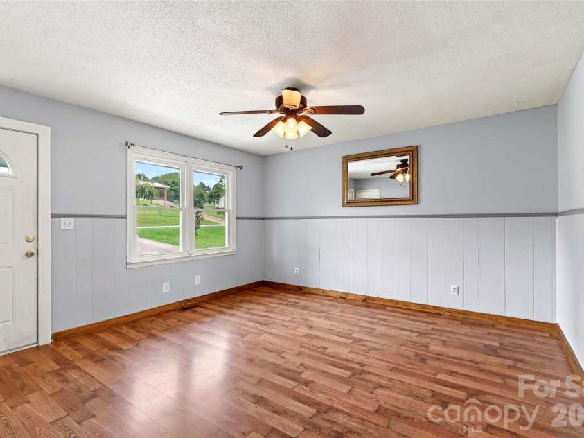 224 Cherokee Way, Marion, NC 28752.  MLS# CAR4411859, YatesRealty ID 41543. 