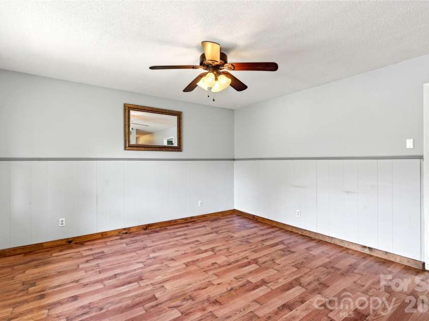 224 Cherokee Way, Marion, NC 28752.  MLS# CAR4411859, YatesRealty ID 41543. 