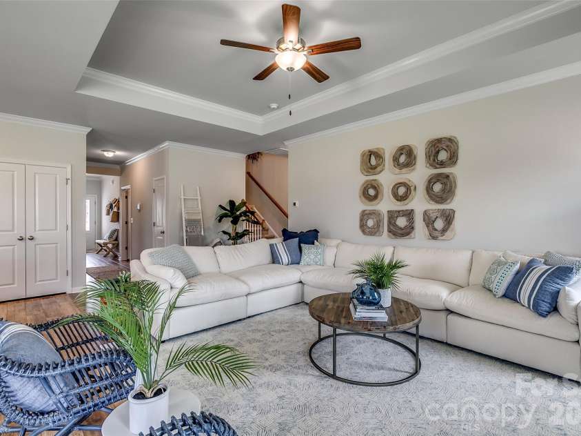 4012 Juno Drive, Charlotte, NC 28215.  MLS# CAR4407989, YatesRealty ID 41546. Photos are representative only - actual selections may vary.