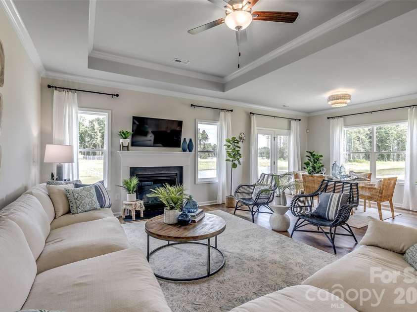 4012 Juno Drive, Charlotte, NC 28215.  MLS# CAR4407989, YatesRealty ID 41546. Photos are representative only - actual selections may vary.