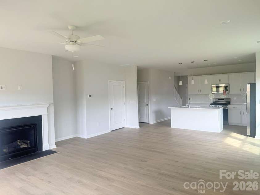 4013 Juno Drive, Charlotte, NC 28215.  MLS# CAR4407718, YatesRealty ID 41547. Open Floor Plan
