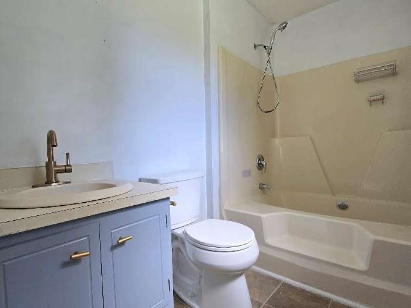 2601 Briar Trail Court, Matthews, NC 28104.  MLS# CAR4410537, YatesRealty ID 41548. 