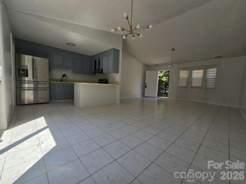 2601 Briar Trail Court, Matthews, NC 28104.  MLS# CAR4410537, YatesRealty ID 41548. 