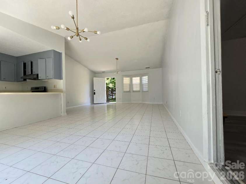 2601 Briar Trail Court, Matthews, NC 28104.  MLS# CAR4410537, YatesRealty ID 41548. 