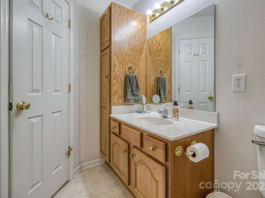 105 River Glen Drive, Morganton, NC 28655.  MLS# CAR4239601, YatesRealty ID 4155. 