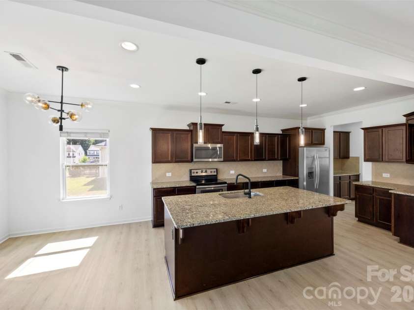 111 Trick Ski Lane, Statesville, NC 28677.  MLS# CAR4398095, YatesRealty ID 4155. 