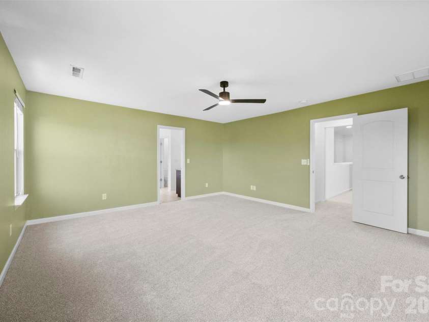 111 Trick Ski Lane, Statesville, NC 28677.  MLS# CAR4398095, YatesRealty ID 4155. 