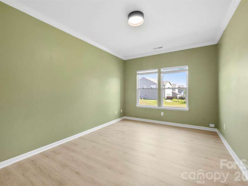 111 Trick Ski Lane, Statesville, NC 28677.  MLS# CAR4398095, YatesRealty ID 4155. 