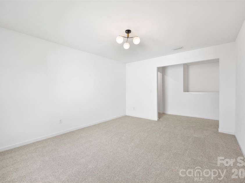 111 Trick Ski Lane, Statesville, NC 28677.  MLS# CAR4398095, YatesRealty ID 4155. 