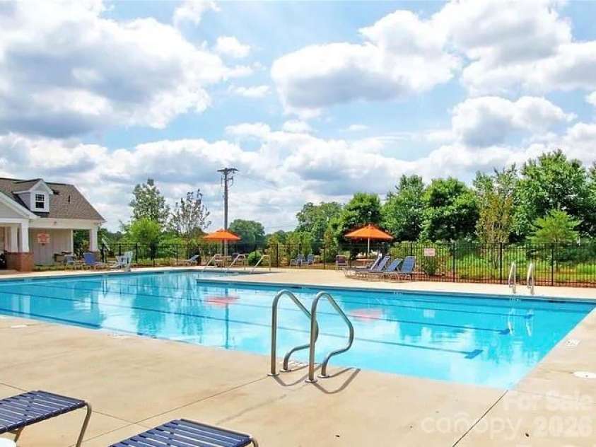 111 Trick Ski Lane, Statesville, NC 28677.  MLS# CAR4398095, YatesRealty ID 4155. 