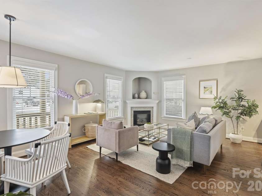 2804 Whiting Avenue, Charlotte, NC 28205.  MLS# CAR4343055, YatesRealty ID 4155. 