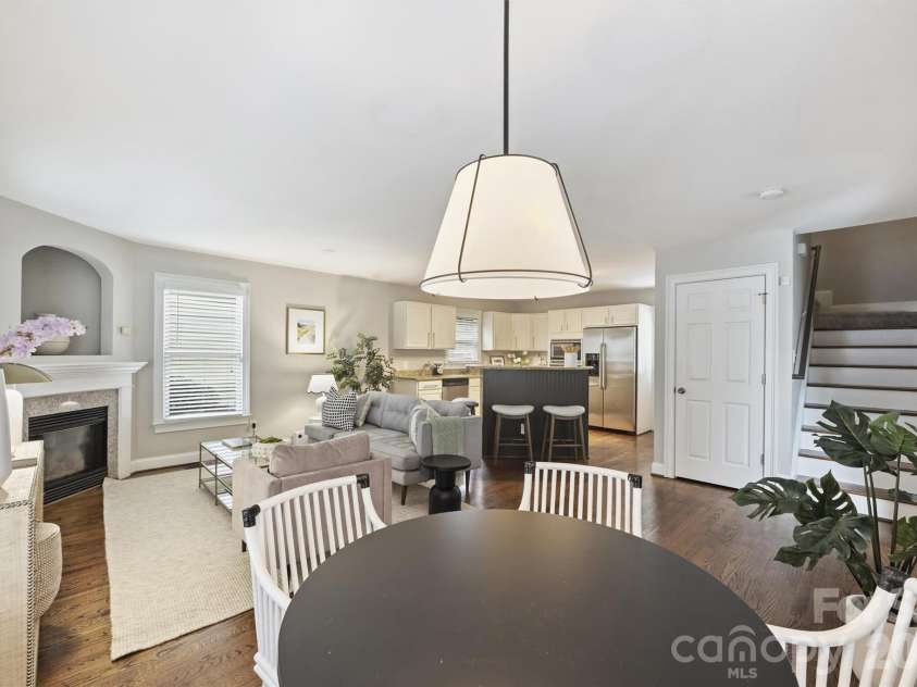 2804 Whiting Avenue, Charlotte, NC 28205.  MLS# CAR4343055, YatesRealty ID 4155. 