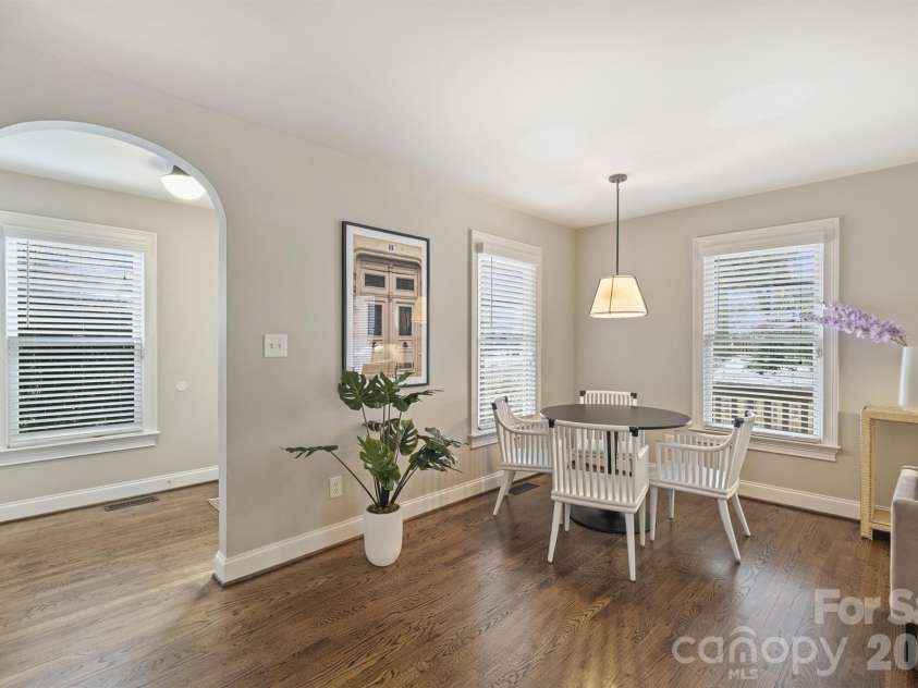 2804 Whiting Avenue, Charlotte, NC 28205.  MLS# CAR4343055, YatesRealty ID 4155. 