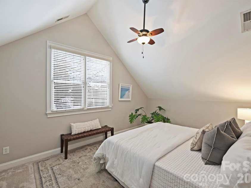 2804 Whiting Avenue, Charlotte, NC 28205.  MLS# CAR4343055, YatesRealty ID 4155. 